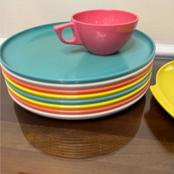 Aztec Melamine plates and platter - Picture 2 of 10